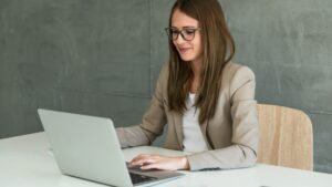Delega Agenzia delle Entrate: novità per l'accesso degli intermediari ai servizi Ade e Ader