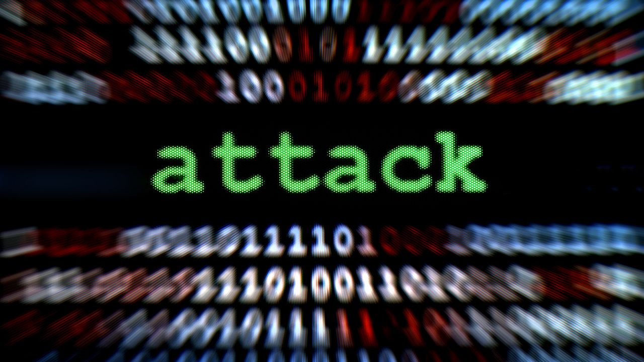 Codice con scritta attack per indicare i pericoli di NotPetya.